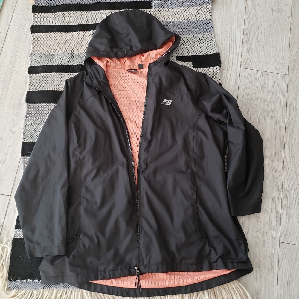 New Balance black with peach windbreaker size 3X
